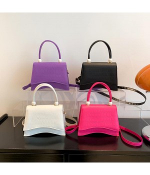 2024 new fashion mini purse and Tote Leather women's One shoulder Clutch chain women's purse