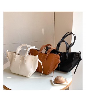 Elegant Oversized Leather Tote Bag with Tassel Detail - Customizable Women's Top-Handle Shoulder Bag