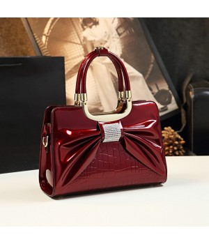 2024 New Guangzhou Handbag Luxury Handbag Designer High Quality Crossbody Bag Fashion Snake Pattern Genuine Leather Women's Bag